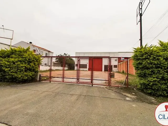Galpão com 1075m², para alugar, no bairro Hauer em Curitiba