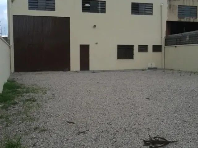 Galpão à venda, no bairro Uberaba em Curitiba