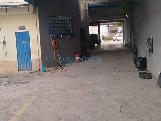Galpão / Barracão com 800m², à venda, no bairro Água Branca em São Paulo