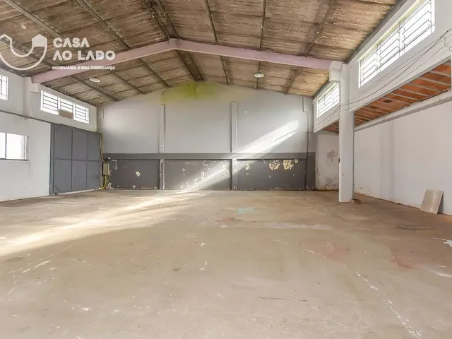 Galpão para alugar, no bairro Cajuru em Curitiba