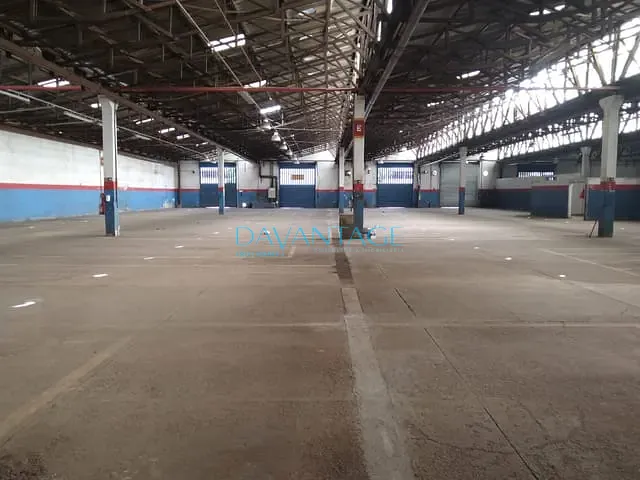 Galpão / Barracão com 4698m², para alugar, no bairro Vila Leopoldina em São Paulo