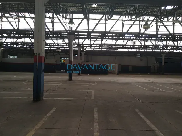 Galpão / Barracão com 4698m², para alugar, no bairro Vila Leopoldina em São Paulo