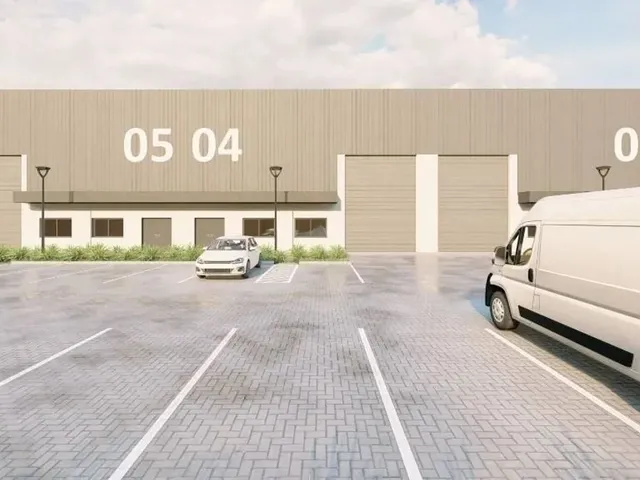 Galpão com 11700m², para alugar, no bairro Boqueirão em Curitiba