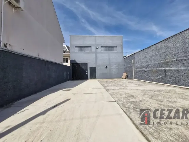 Galpão para alugar, no bairro Atuba em Curitiba