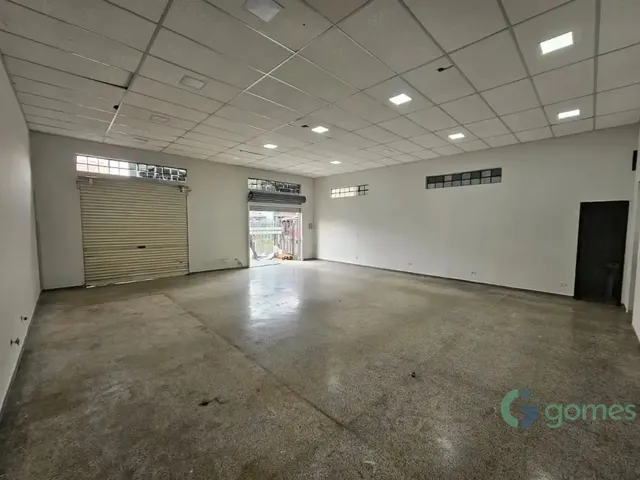 Galpão para alugar, no bairro Sítio Cercado em Curitiba