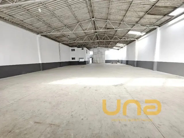Galpão com 750m², para alugar, no bairro Não informado em Pinhais