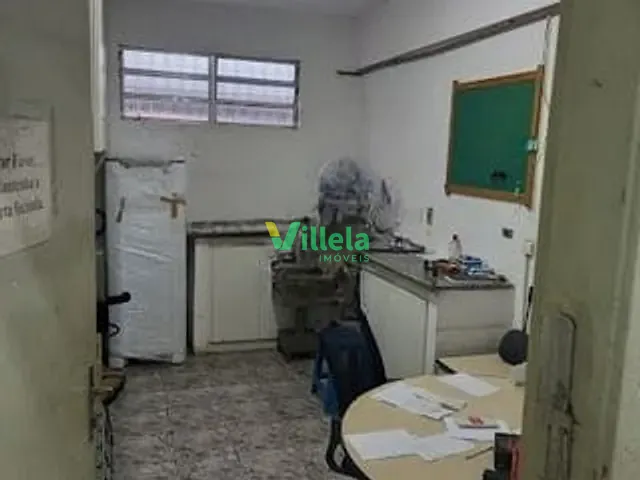 Galpão / Barracão com 2000m², para alugar, no bairro Vila Nova Bonsucesso em Guarulhos