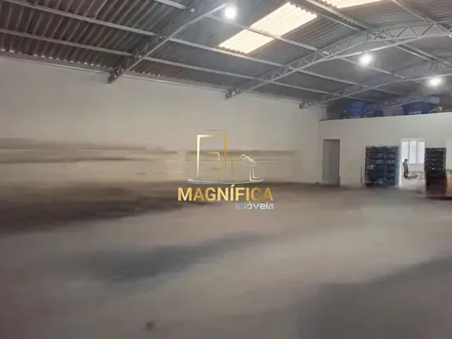 Galpão à venda, no bairro Cidade Industrial em Curitiba