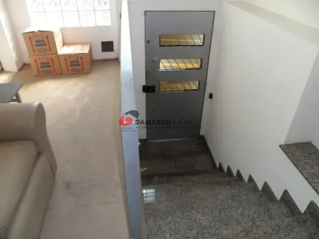 Galpão / Barracão com 500m², para alugar, no bairro Santa Paula em São Caetano do Sul