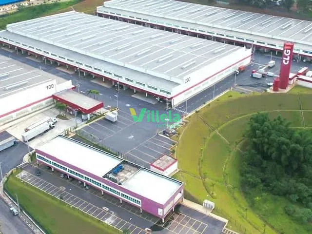 Galpão / Barracão com 1829m², para alugar, no bairro Jardim Presidente Dutra em Guarulhos