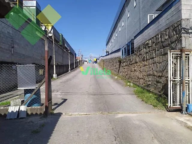 Galpão / Barracão com 2100m², à venda, no bairro Jardim Silvestre em Itaquaquecetuba