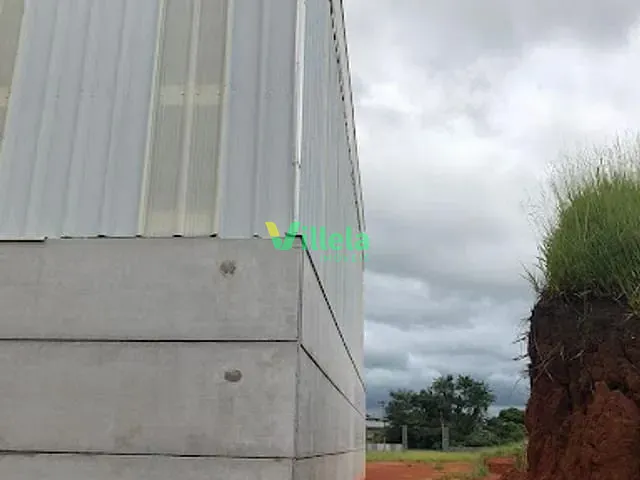 Galpão / Barracão com 21000m², à venda, no bairro Jardim Luiza em Guararema