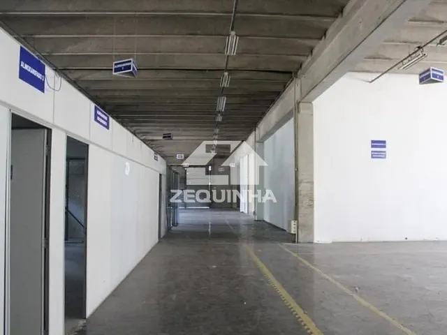 Galpão / Barracão com 2243m², à venda, no bairro Jurubatuba em Sao Paulo