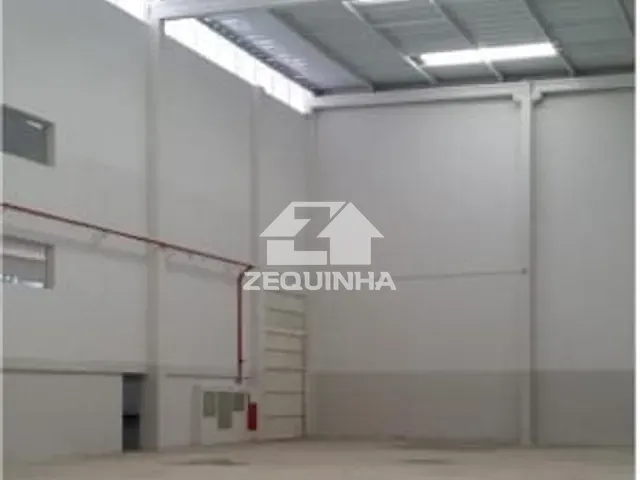Galpão / Barracão com 1080m², à venda, no bairro Centro em Vargem Grande Paulista