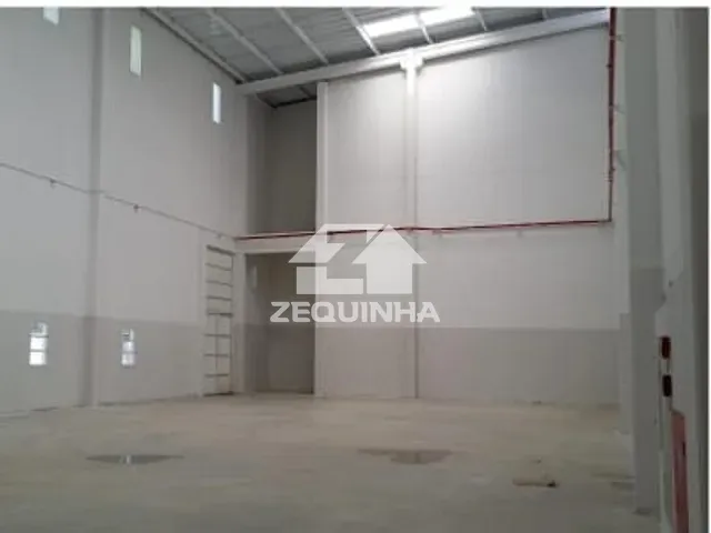 Galpão / Barracão com 1080m², à venda, no bairro Centro em Vargem Grande Paulista