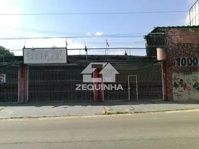 Galpão / Barracão com 227m², à venda, no bairro Rio Pequeno em Sao Paulo