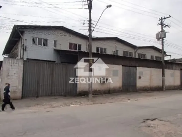 Galpão / Barracão com 330m², à venda, no bairro Jardim Alvorada em Jandira