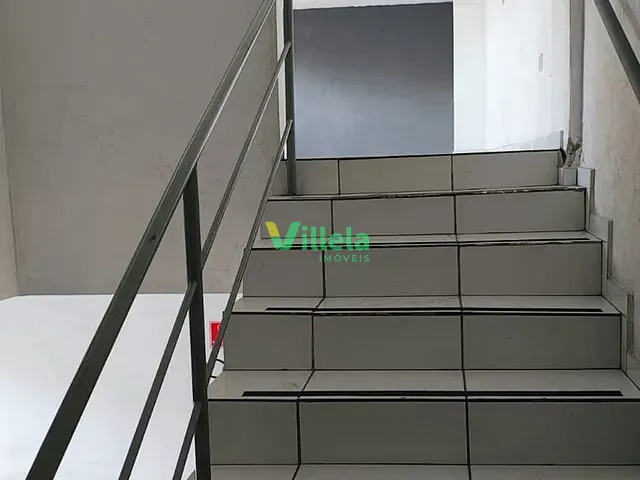 Galpão / Barracão com 750m², para alugar, no bairro Una em Itaquaquecetuba