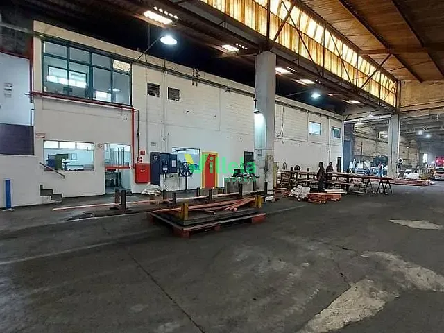 Galpão / Barracão com 9050m², à venda, no bairro Una em Itaquaquecetuba