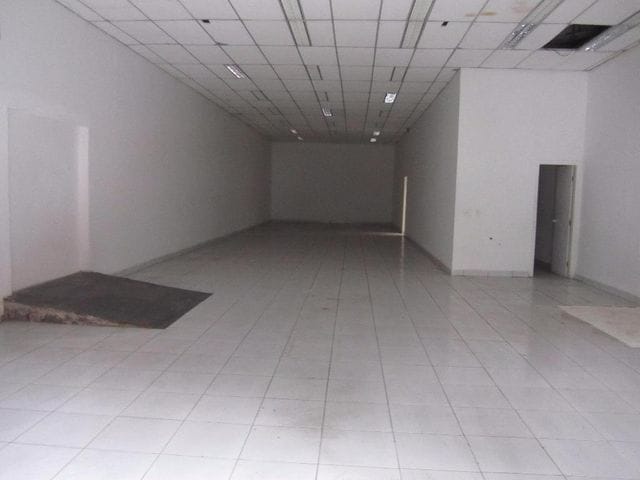 Galpão / Barracão com 240m², para alugar, no bairro Luz em São Paulo