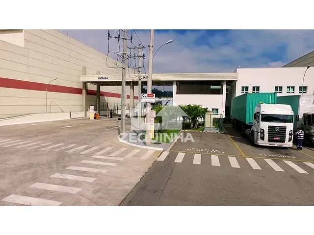 Galpão / Barracão com 5369m², para alugar, no bairro Itaqui em Itapevi