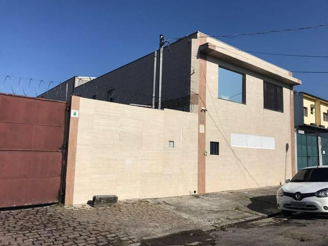 Galpão / Barracão com 4000m², à venda ou para alugar, no bairro Jaguará em São Paulo