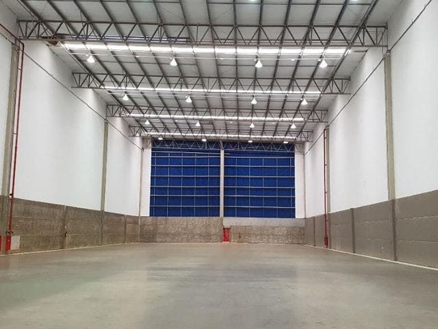 Galpão / Barracão com 6852m², para alugar, no bairro Polvilho em Cajamar