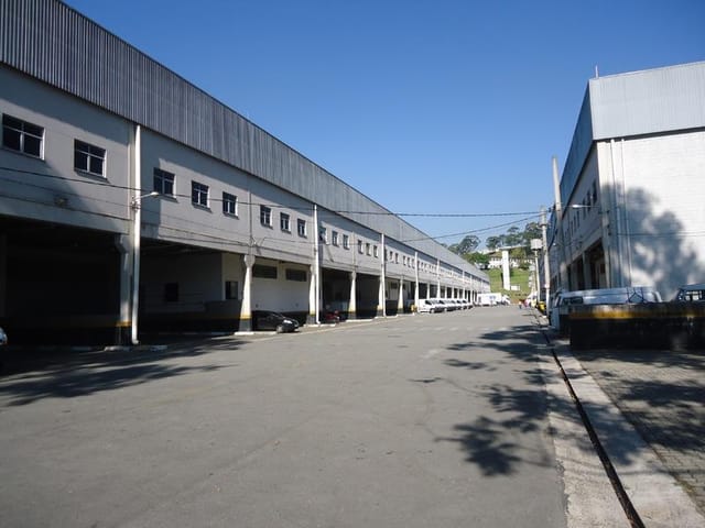 Galpão / Barracão com 1299m², para alugar, no bairro Jardim Belval em Barueri