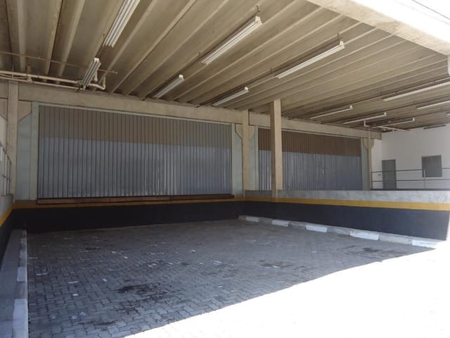 Galpão / Barracão com 1299m², para alugar, no bairro Jardim Belval em Barueri
