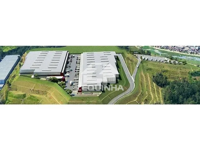 Galpão / Barracão com 1976m², para alugar, no bairro Itaqui em Itapevi