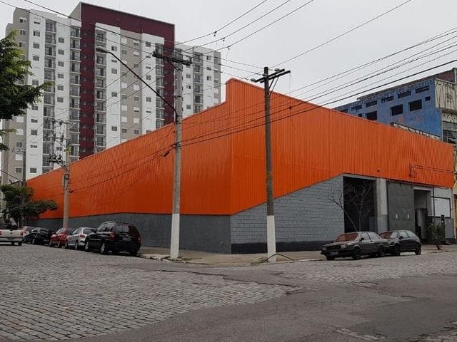 Galpão / Barracão com 855m², à venda, no bairro Vila Independência em São Paulo