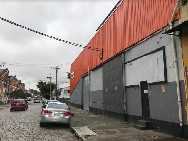 Galpão / Barracão com 750m², à venda, no bairro Vila Independência em São Paulo