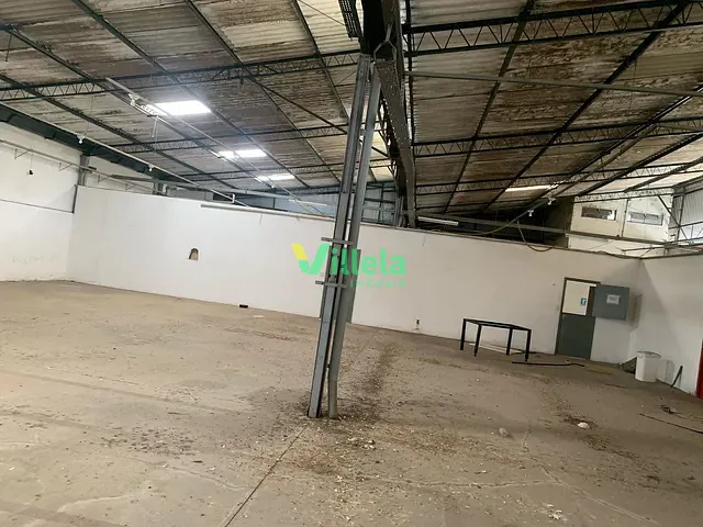 Galpão / Barracão com 1938m², para alugar, no bairro Itaqua em Itaquaquecetuba