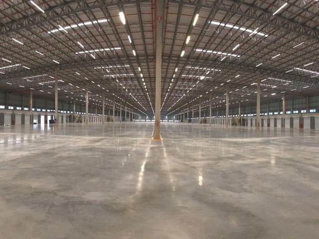 Galpão / Barracão com 27005m², para alugar, no bairro Vila Nova Bonsucesso em Guarulhos