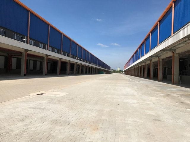 Galpão / Barracão com 27005m², para alugar, no bairro Vila Nova Bonsucesso em Guarulhos