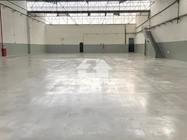 Galpão / Barracão com 1300m², para alugar, no bairro Jardim California em Barueri