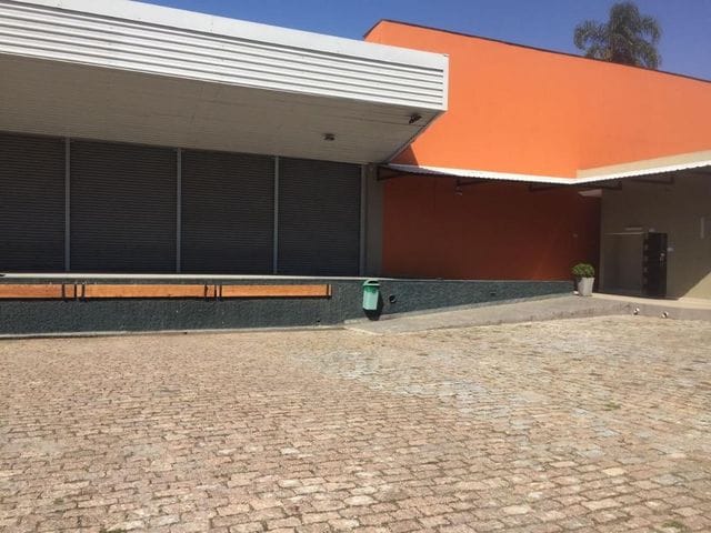 Galpão / Barracão com 2998m², à venda ou para alugar, no bairro Jardim Helena em São Paulo