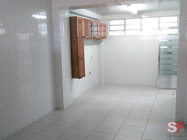 Galpão / Barracão com 1000m², para alugar, no bairro Jardim Pereira Leite em São Paulo