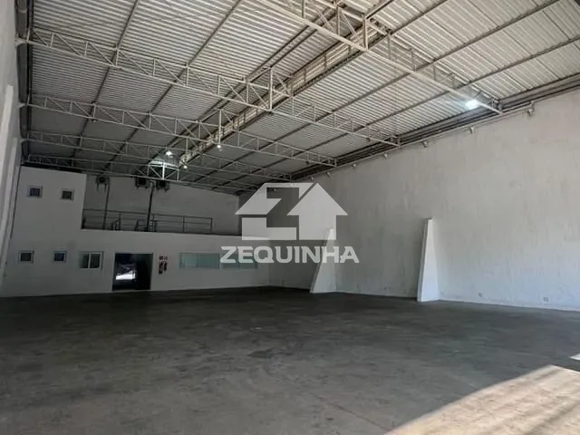 Galpão com 515m², para alugar, no bairro Tijuco Preto em Vargem Grande Paulista