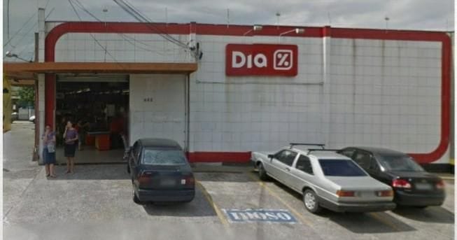 Galpão / Barracão com 564m², à venda ou para alugar, no bairro Jardim Caguassu em São Paulo