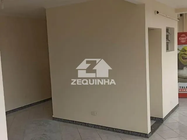 Galpão com 250m², para alugar, no bairro Jardim das Flores em Osasco