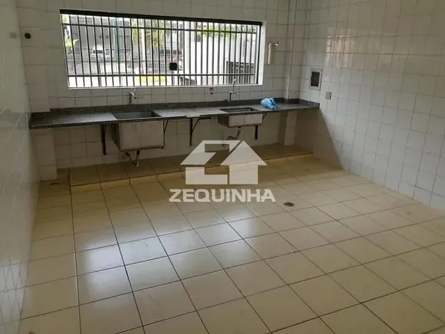 Galpão com 473m², para alugar, no bairro Chácaras Marco em Barueri