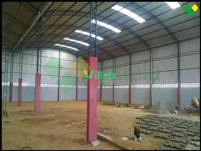 Galpão / Barracão com 7500m², para alugar, no bairro Moreira César em Pindamonhangaba