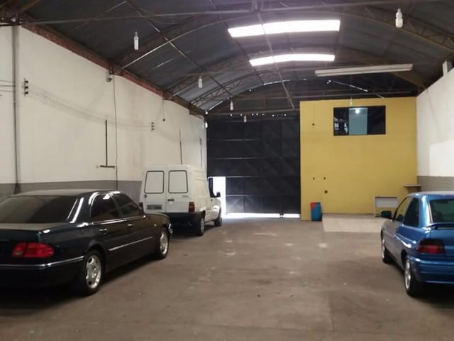 Galpão / Barracão com 300m², à venda, no bairro Chácara Califórnia em São Paulo