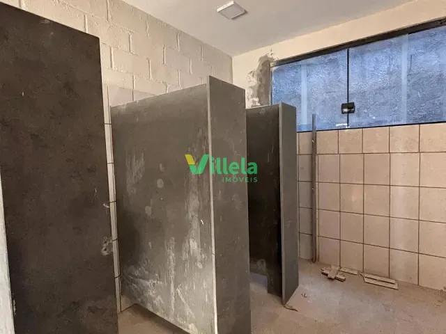 Galpão / Barracão com 6500m², à venda ou para alugar, no bairro Parque São Pedro em Itaquaquecetuba