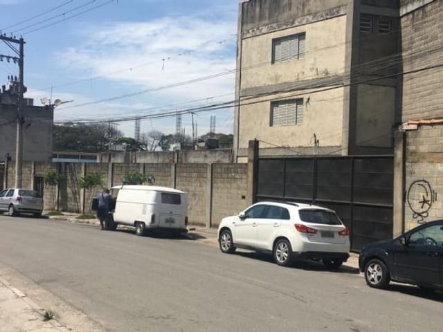 Galpão / Barracão com 2300m², à venda, no bairro Cidade Industrial Satélite de São Paulo em Guarulhos