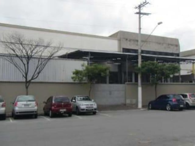 Galpão / Barracão com 6500m², para alugar, no bairro Água Branca em São Paulo