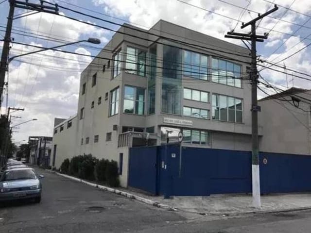 Galpão / Barracão com 760m², para alugar, no bairro Vila Carioca em São Paulo