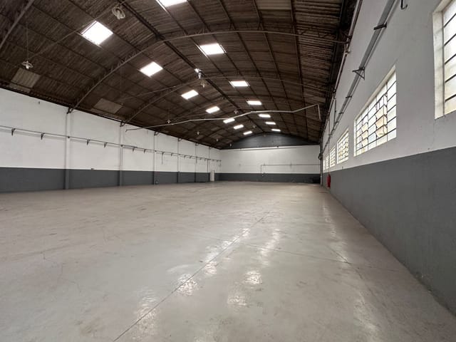 Foto do Galpão / Barracão - Galpão para locação em Itaquaquecetuba | Imobiliária Villela Imóveis