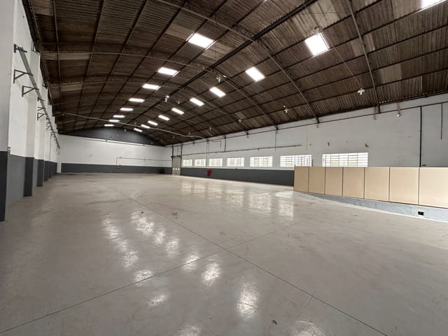 Foto do Galpão / Barracão - Galpão para locação em Itaquaquecetuba | Imobiliária Villela Imóveis